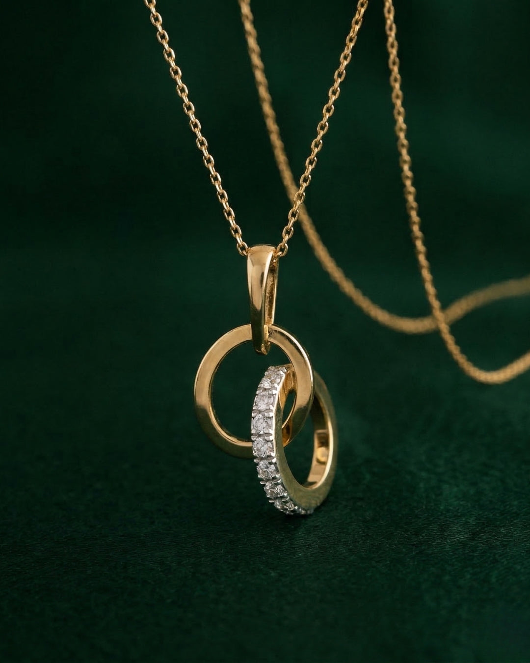 The Nexus Interlocking Ring Necklace