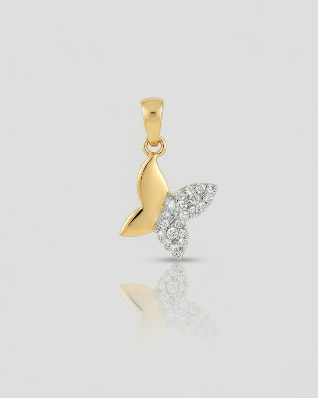The Mariposa Diamond Flutter Pendant